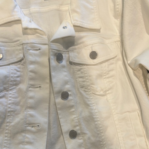LOFT Women's White Denim Jacket - Picture 4 of 8